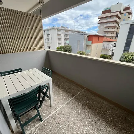 Marina Seaside 207